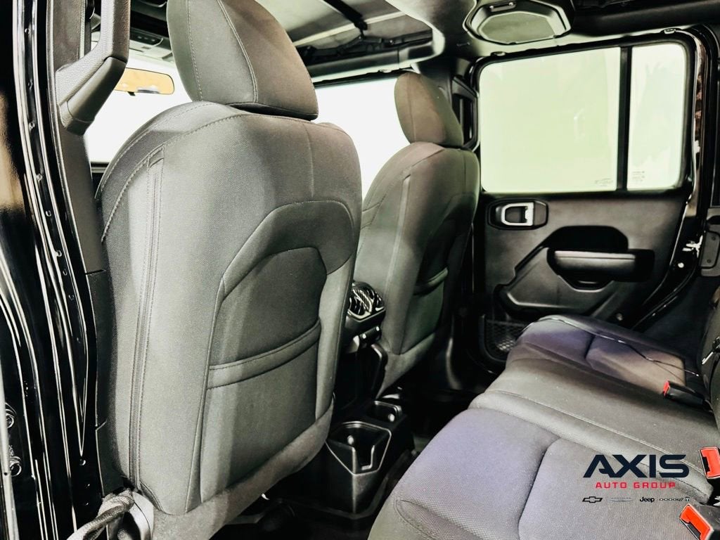 2022 Jeep Wrangler Unlimited Willys 4x4