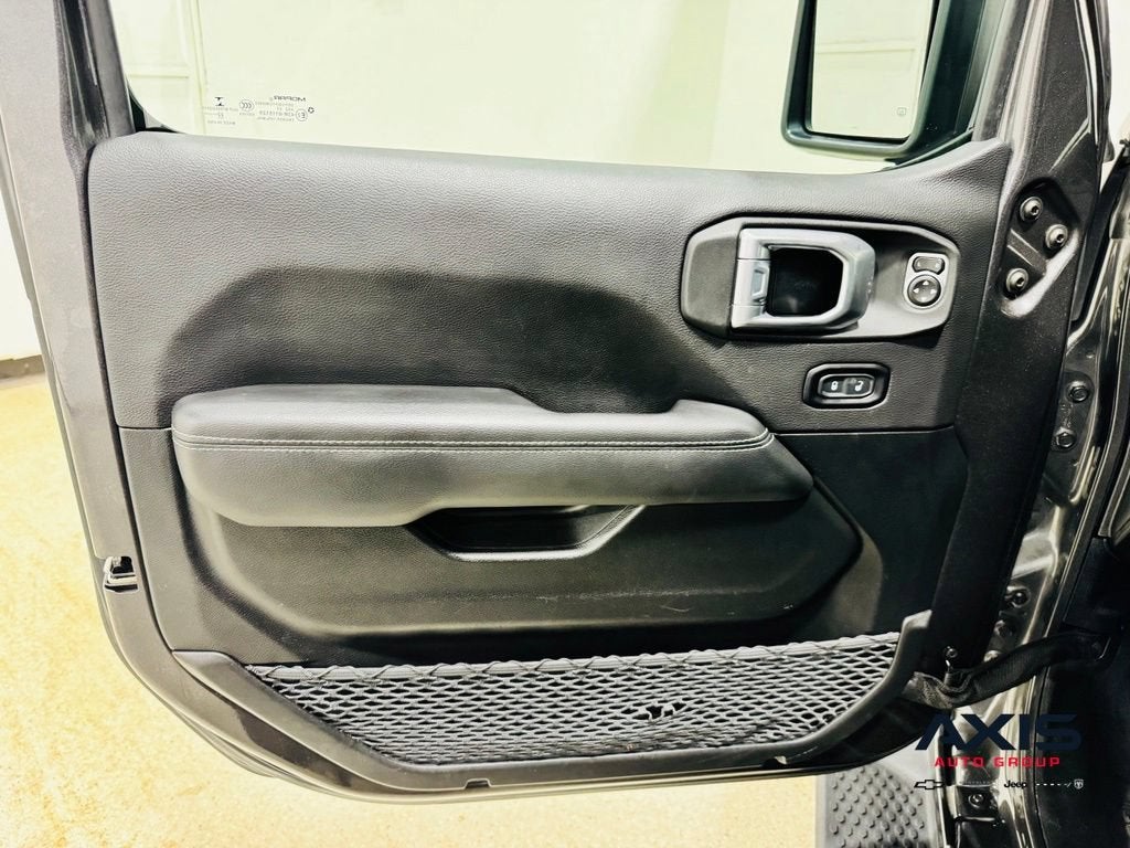 2022 Jeep Wrangler Unlimited Sahara 4x4