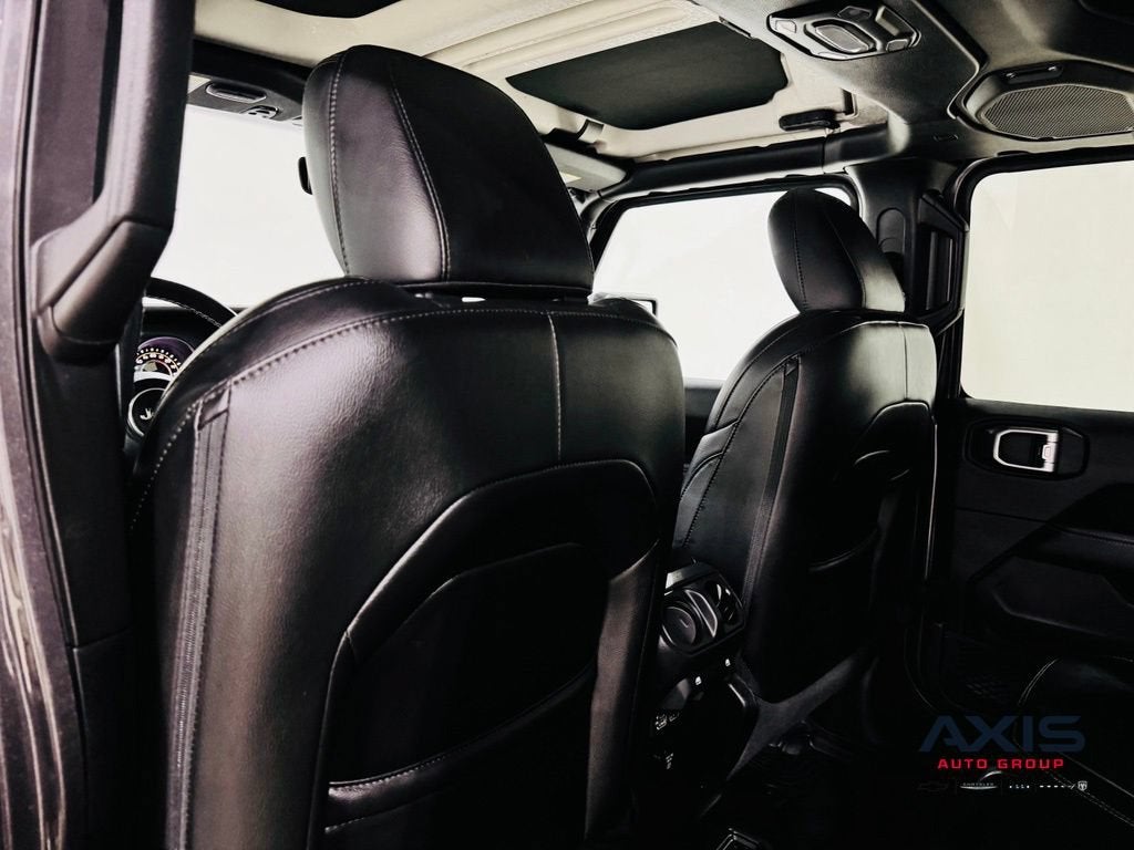 2022 Jeep Wrangler Unlimited Sahara 4x4