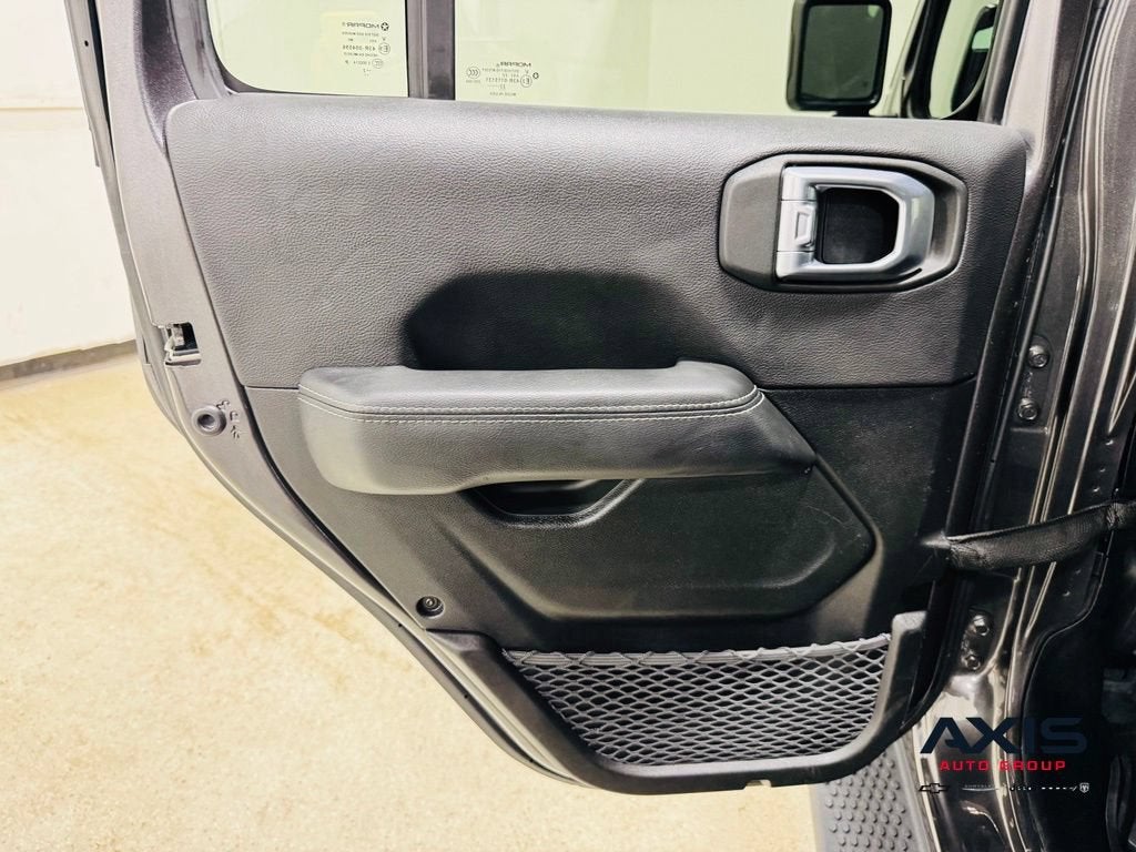 2022 Jeep Wrangler Unlimited Sahara 4x4