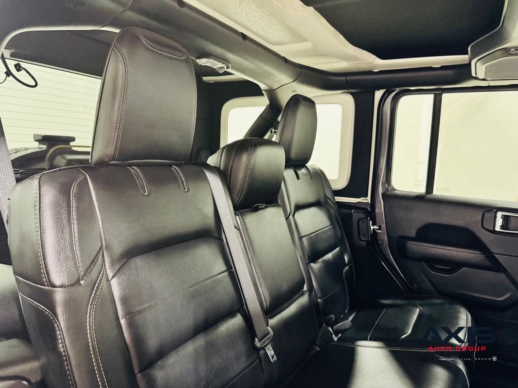 2022 Jeep Wrangler Unlimited Sahara 4x4