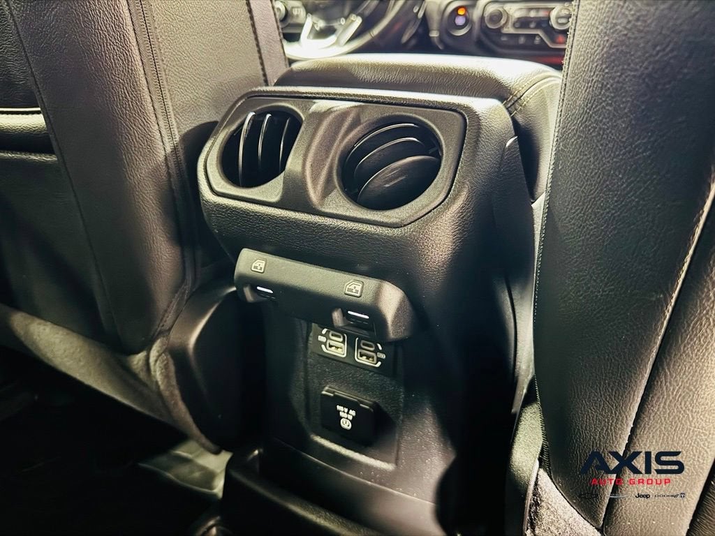 2022 Jeep Wrangler Unlimited Sahara 4x4