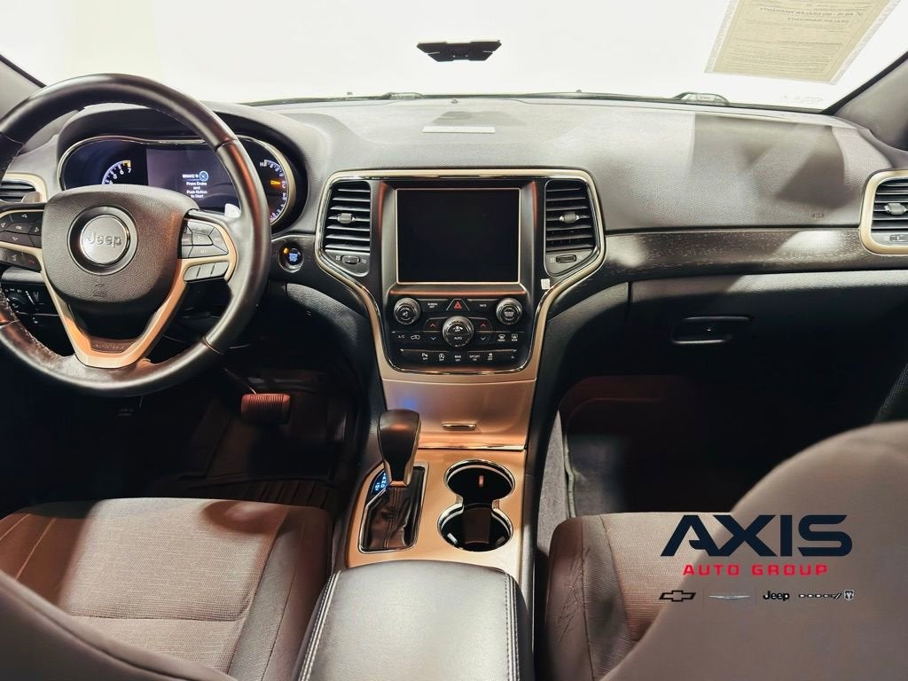 2017 Jeep Grand Cherokee Laredo 4x4