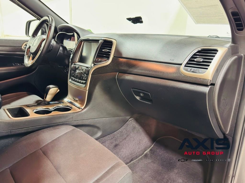 2017 Jeep Grand Cherokee Laredo 4x4