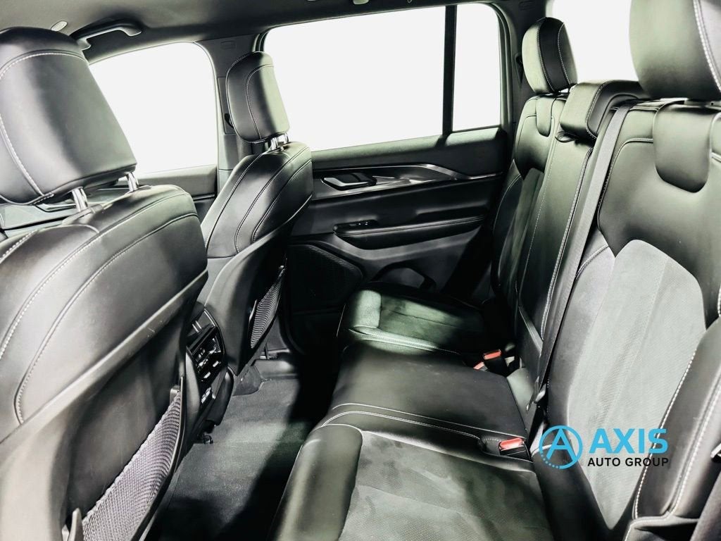 2023 Jeep Grand Cherokee Altitude 4x4