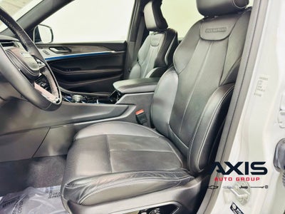 2025 Jeep Grand Cherokee Overland