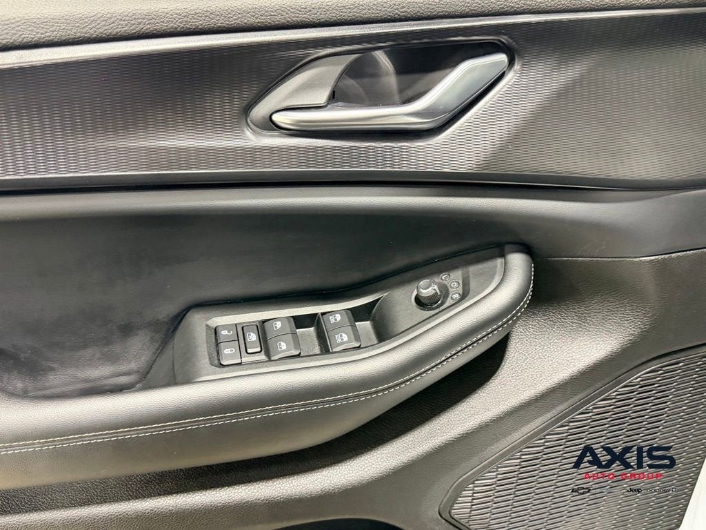 2025 Jeep Grand Cherokee L Laredo X