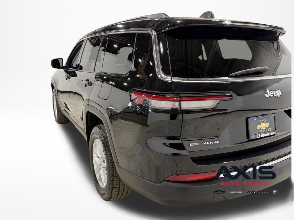 2022 Jeep Grand Cherokee L Laredo