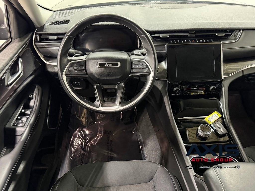 2022 Jeep Grand Cherokee L Laredo