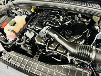 2024 Jeep Grand Cherokee L Laredo 4x4