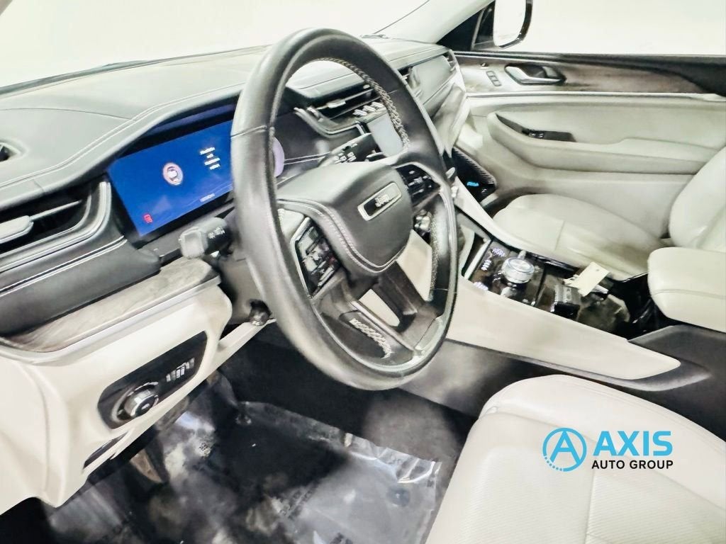 2022 Jeep Grand Cherokee L Overland 4x4