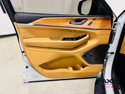 2023 Jeep Grand Cherokee L Summit Reserve 4x4
