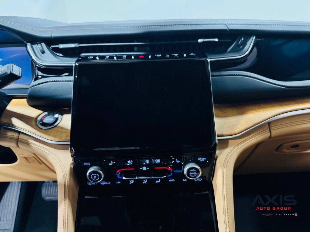 2023 Jeep Grand Cherokee L Summit Reserve 4x4