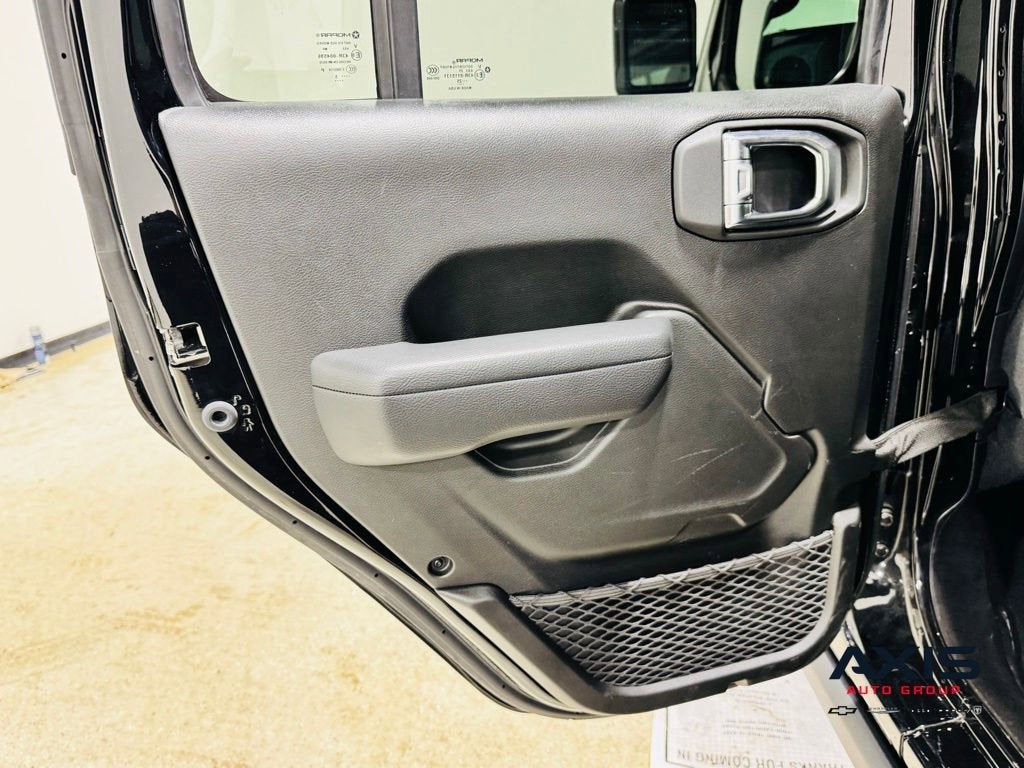 2025 Jeep Wrangler 4xe Willys