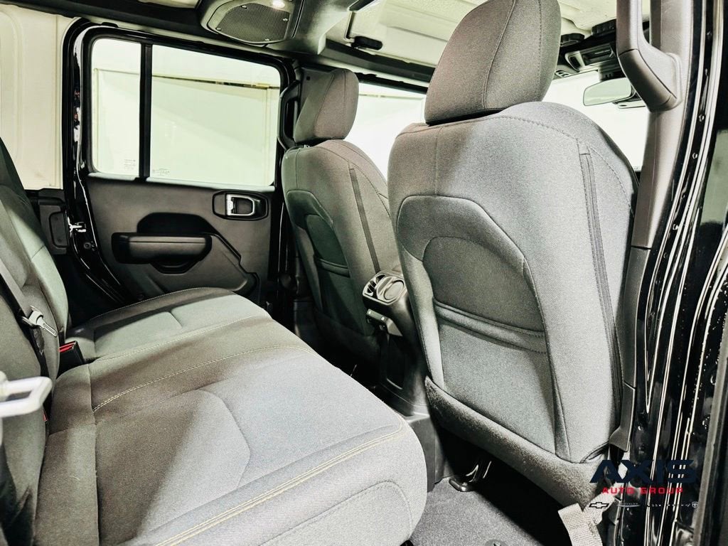 2025 Jeep Wrangler 4xe Willys