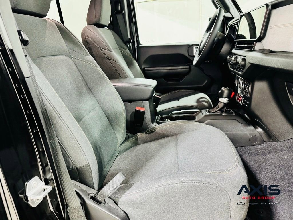 2025 Jeep Wrangler 4xe Willys