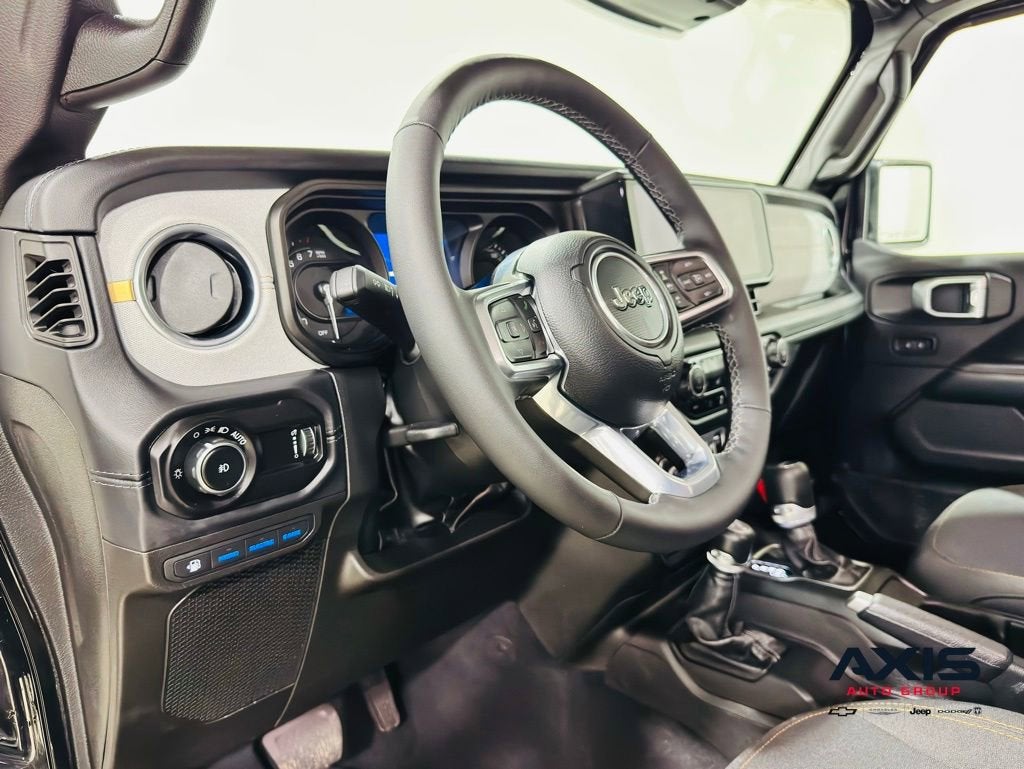 2025 Jeep Wrangler 4xe Sahara