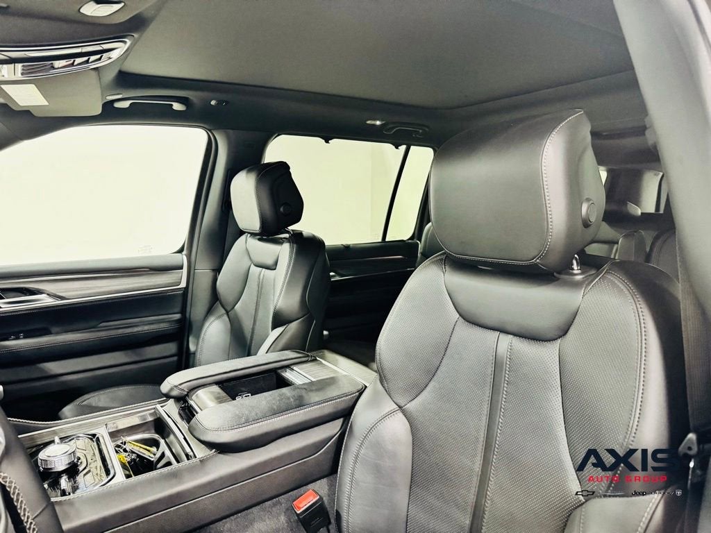 2024 Jeep Wagoneer L Series III 4x4