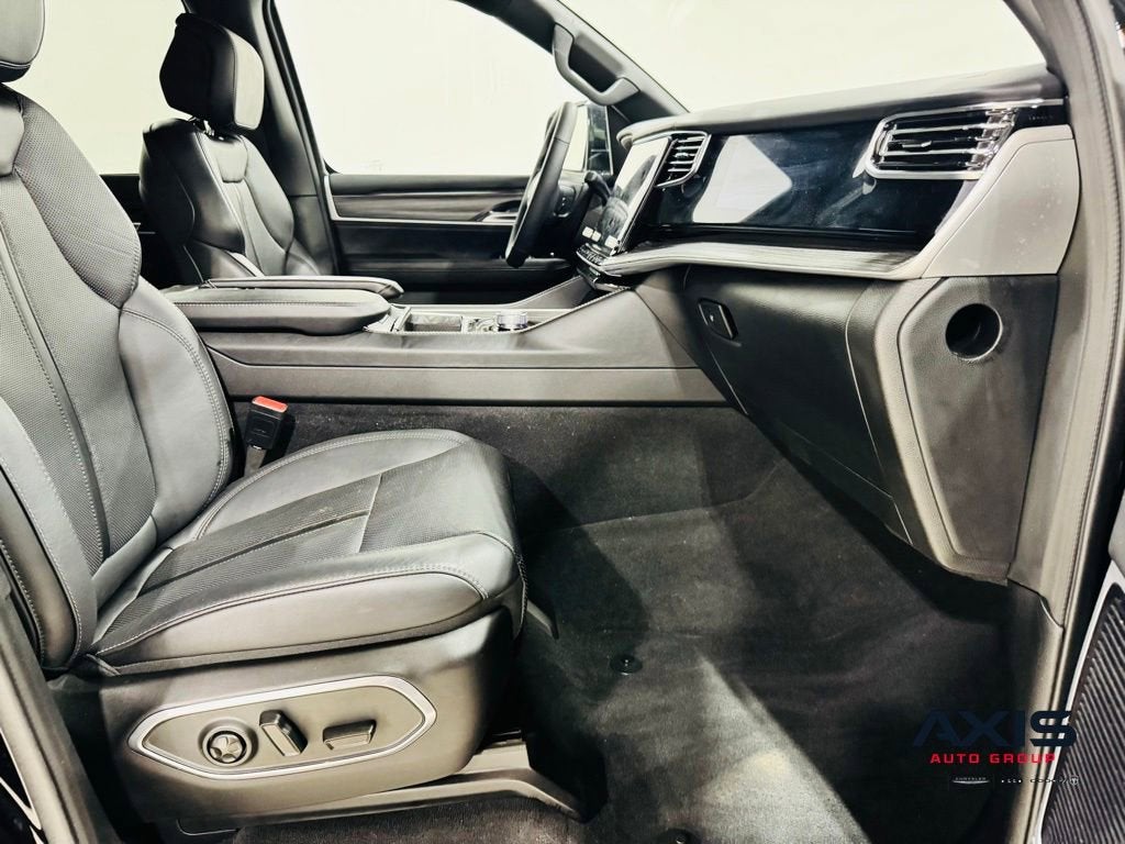 2024 Jeep Wagoneer L Series III 4x4
