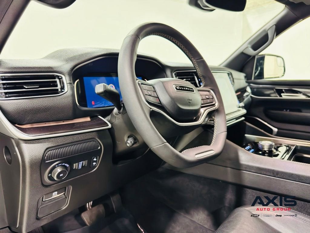 2024 Jeep Wagoneer BASE