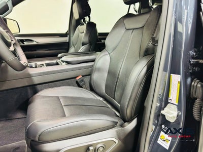 2024 Jeep Wagoneer Series II Carbide 4x2