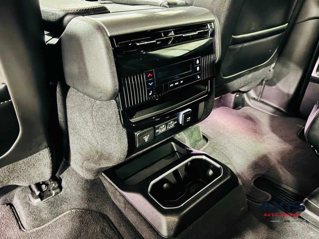 2024 Jeep Wagoneer Series II Carbide
