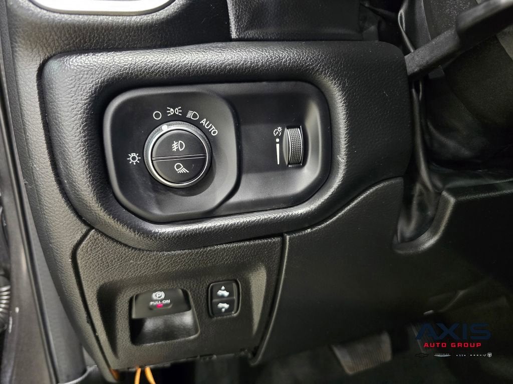 2022 RAM 1500 Big Horn Crew Cab 4x2 6'4" Box