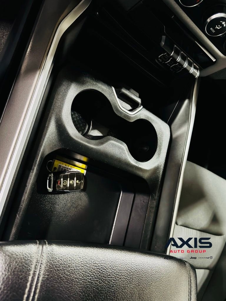 2022 RAM 1500 Big Horn Quad Cab 4x4 6'4" Box