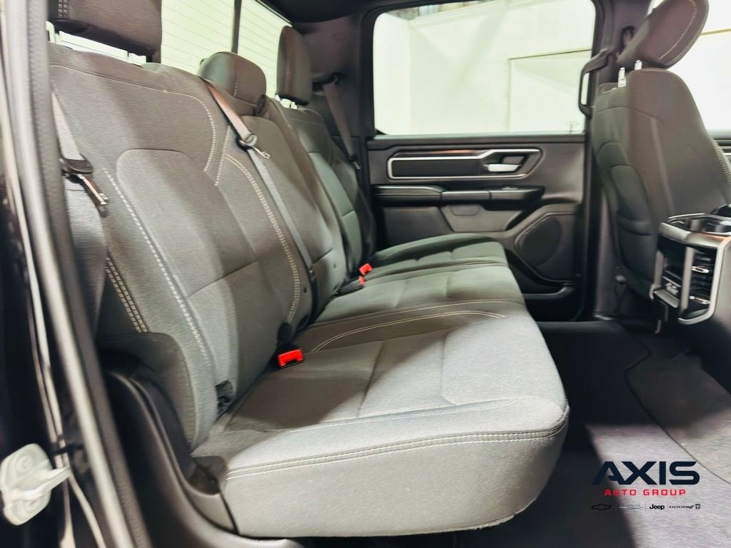 2023 RAM 1500 Big Horn Crew Cab 4x4 5'7" Box