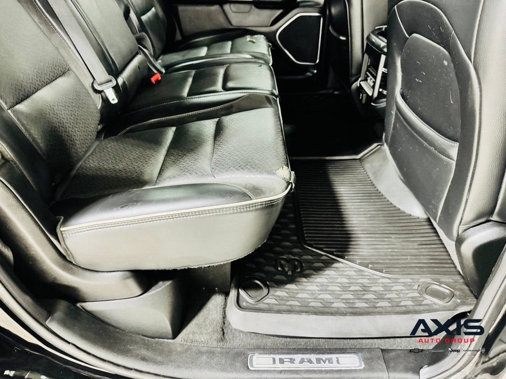 2021 RAM 1500 Laramie Crew Cab 4x4 5'7" Box
