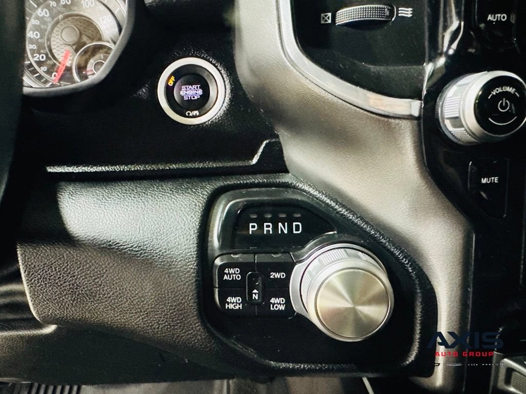 2021 RAM 1500 Laramie Crew Cab 4x4 5'7" Box