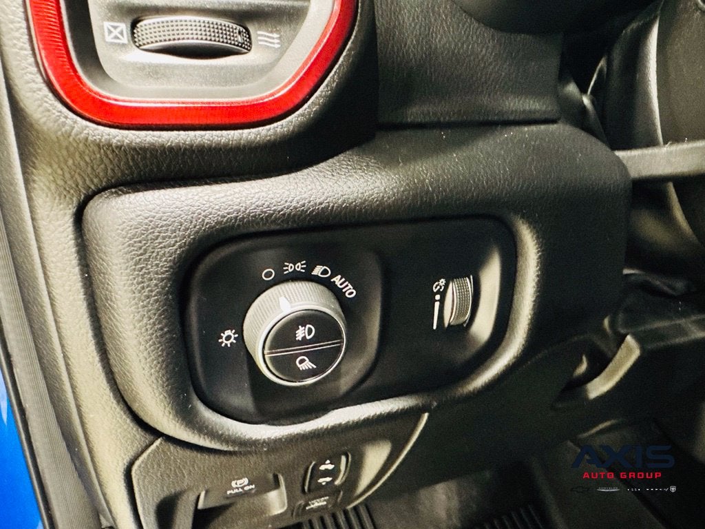 2022 RAM 1500 Rebel Crew Cab 4x4 5'7" Box