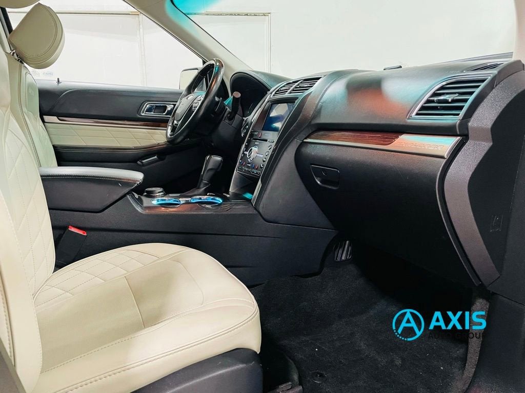 2017 Ford Explorer Platinum
