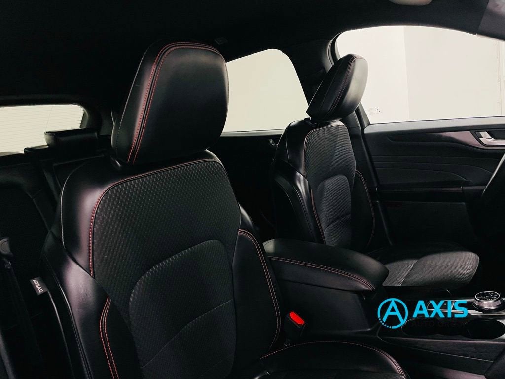 2023 Ford Escape ST-Line Elite