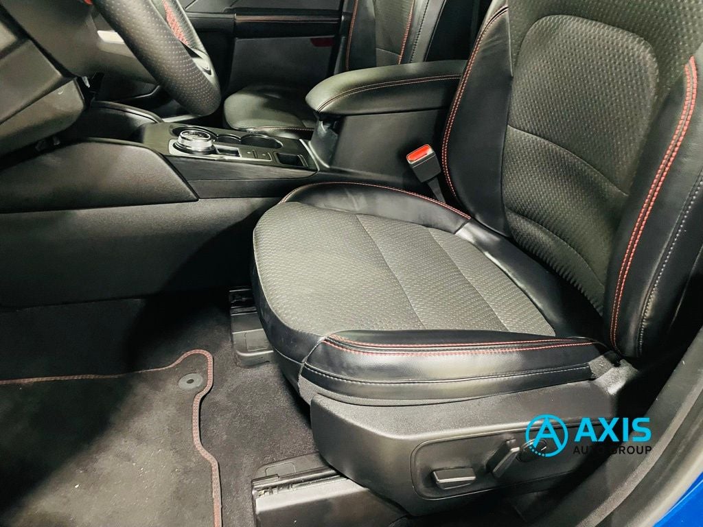 2023 Ford Escape ST-Line Elite