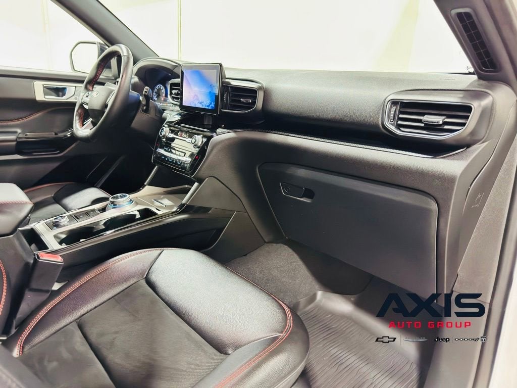 2022 Ford Explorer ST-Line