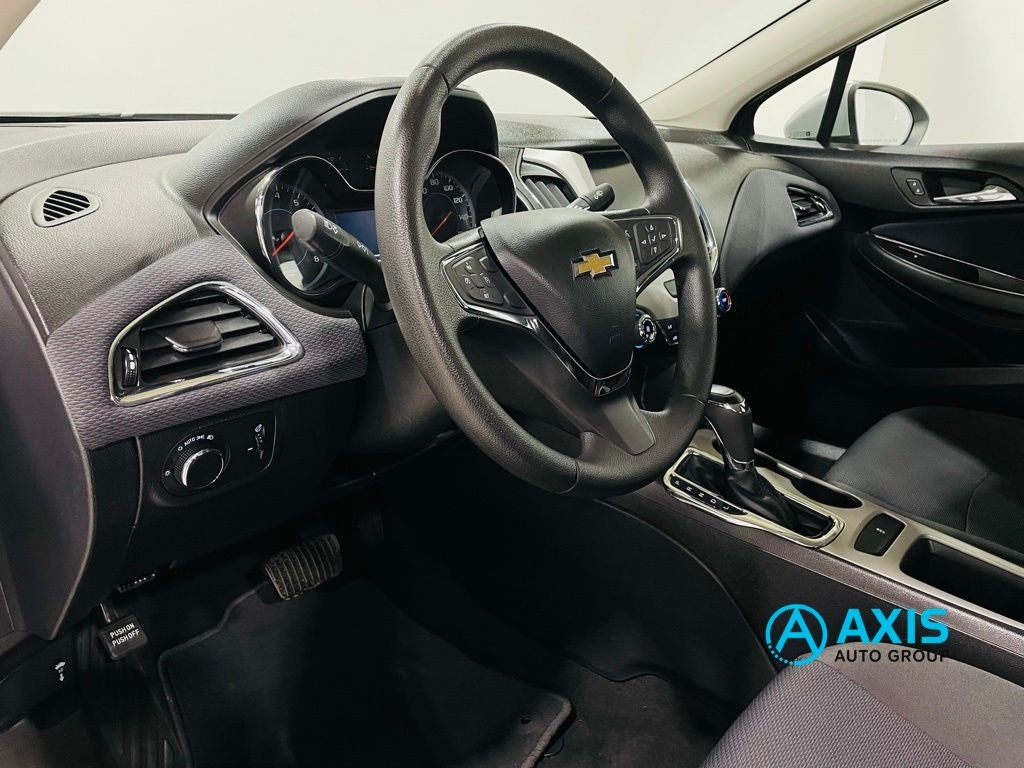 2017 Chevrolet Cruze LS