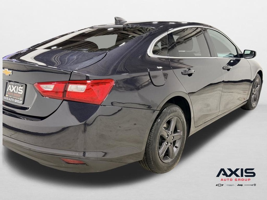 2023 Chevrolet Malibu LS