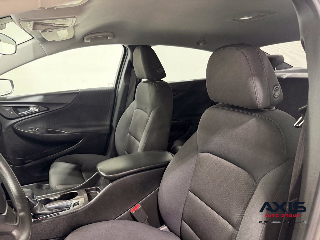 2023 Chevrolet Malibu LS
