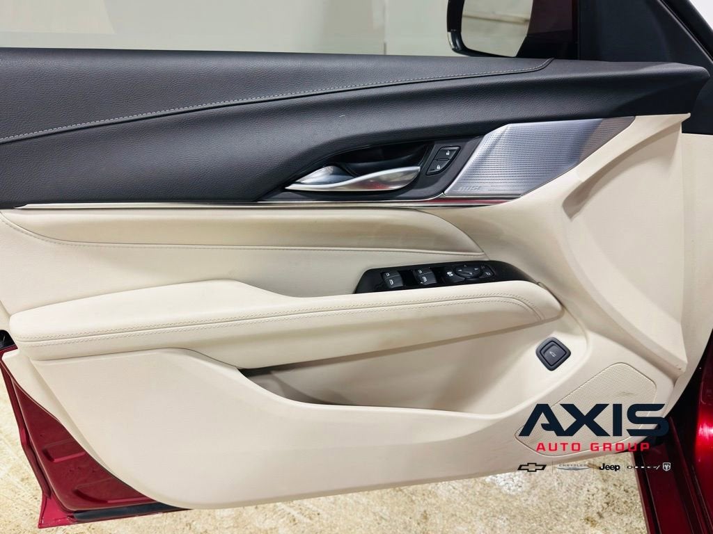 2023 Cadillac CT4 Luxury