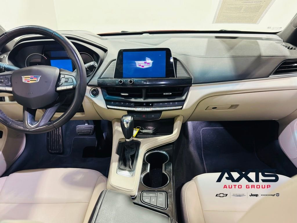 2023 Cadillac CT4 Luxury