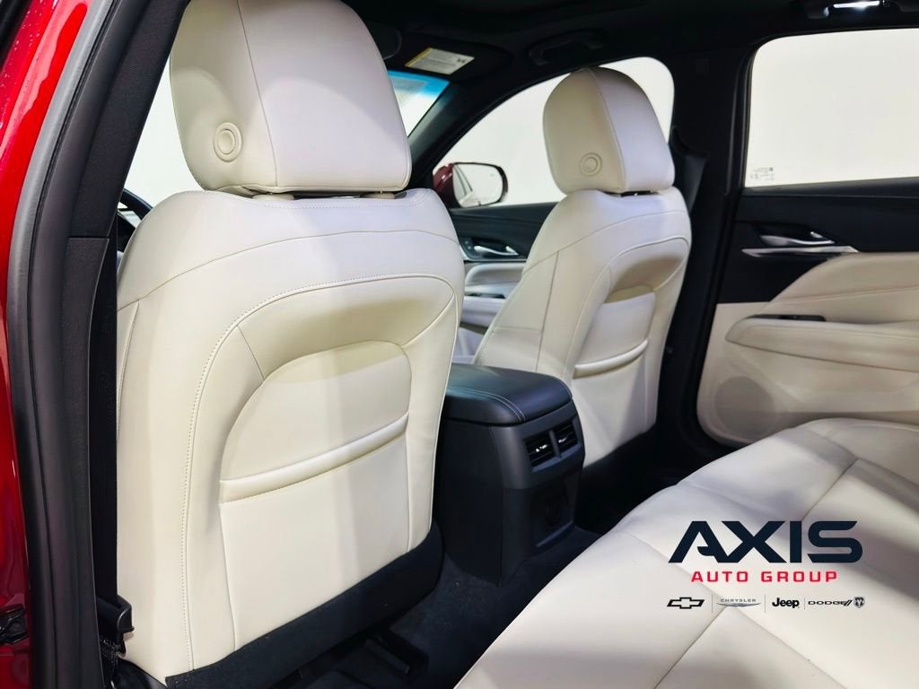 2023 Cadillac CT4 Luxury