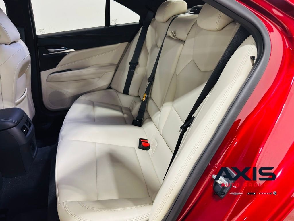 2023 Cadillac CT4 Luxury