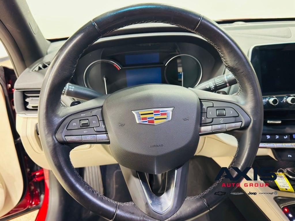 2023 Cadillac CT4 Luxury