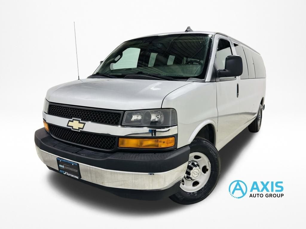 2017 Chevrolet Express Passenger 3500 LT