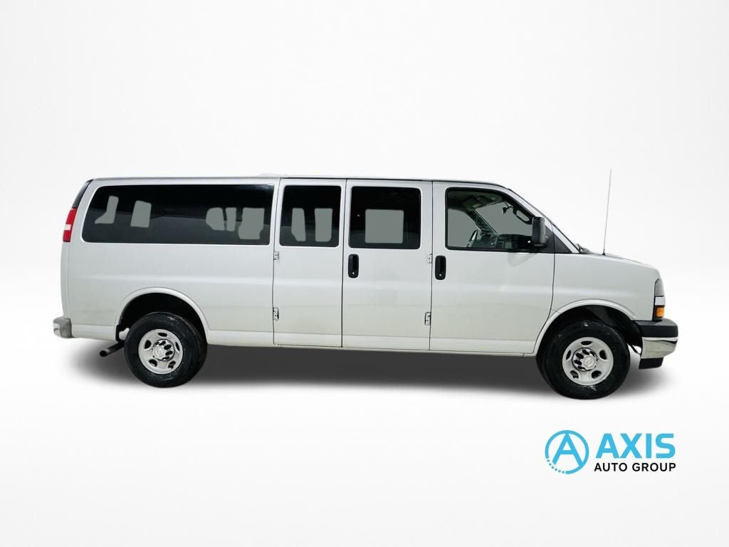 2017 Chevrolet Express Passenger 3500 LT