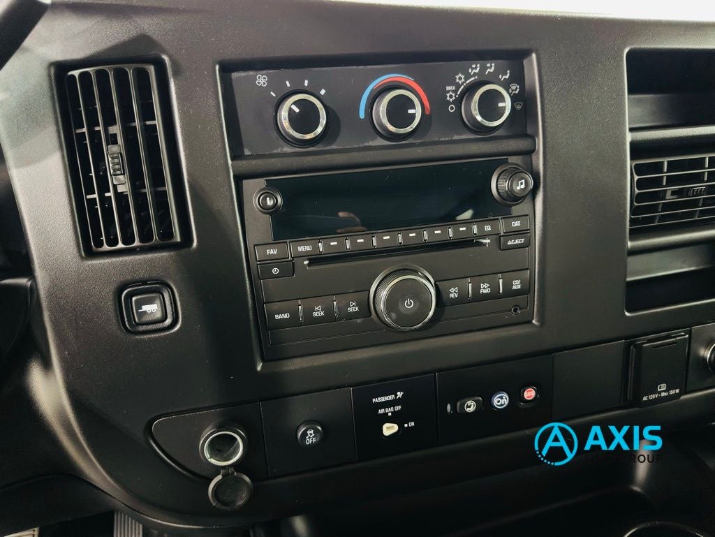 2017 Chevrolet Express Passenger 3500 LT