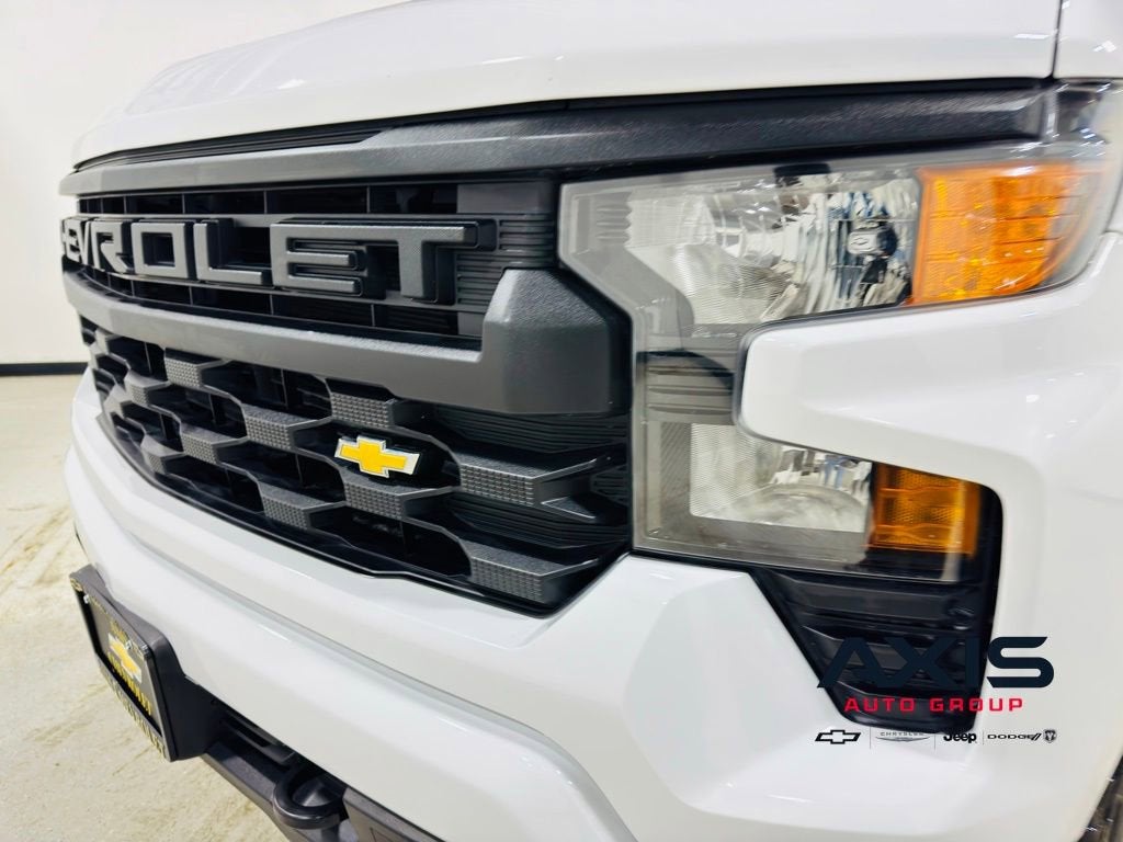 2023 Chevrolet Silverado 1500 Custom