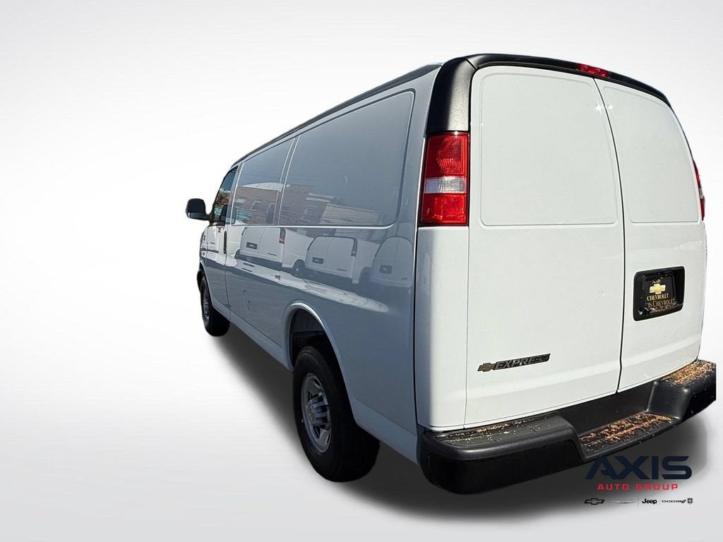 2025 Chevrolet Express Cargo 2500 WT