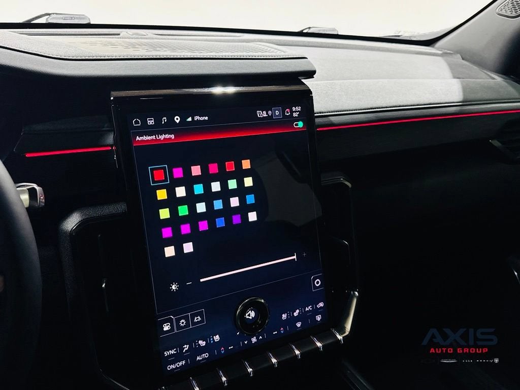 2024 GMC Acadia AT4